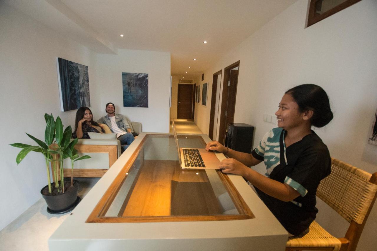 Legends Beachfront Resort Uluwatu Екстериор снимка