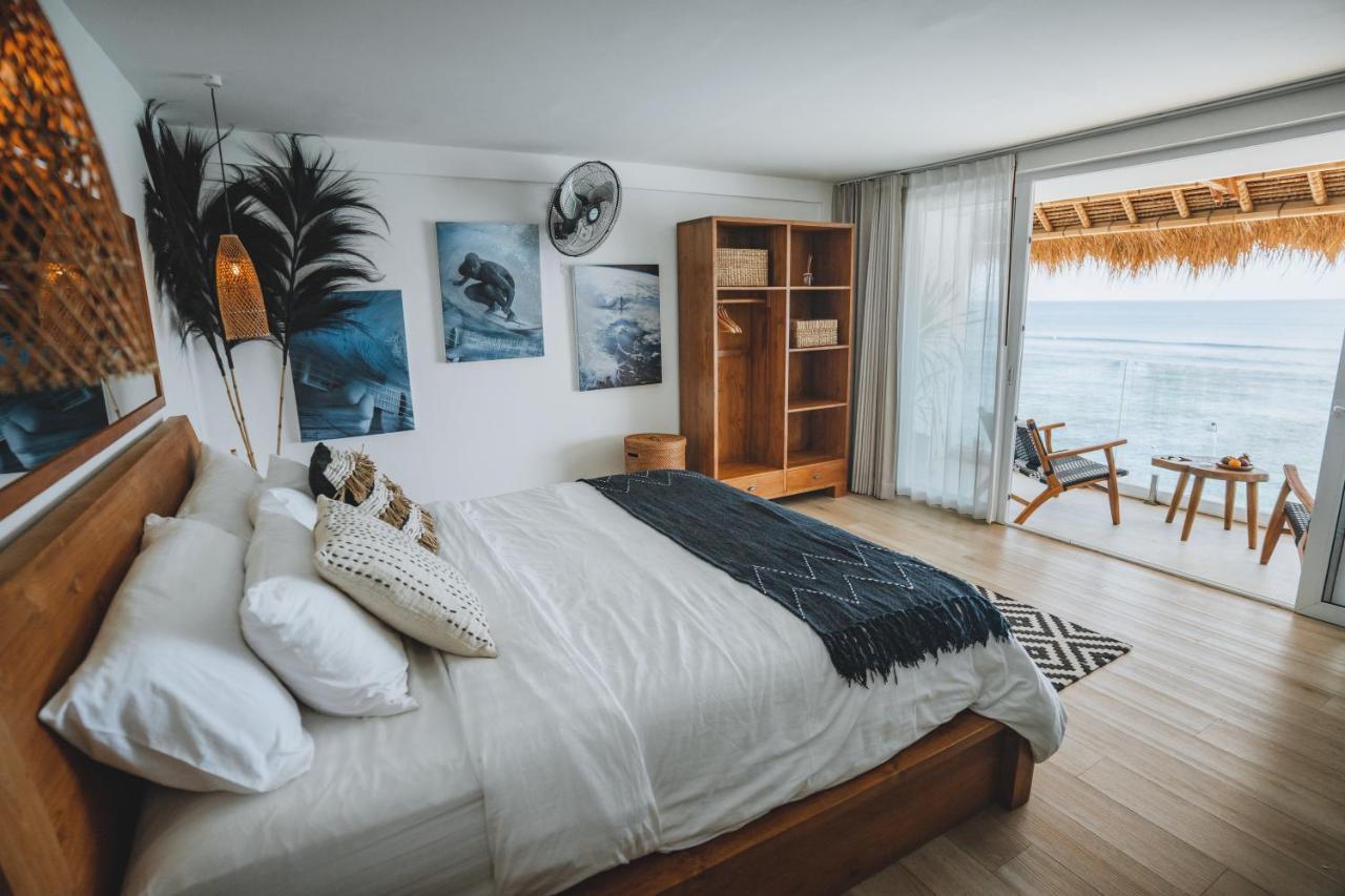 Legends Beachfront Resort Uluwatu Екстериор снимка